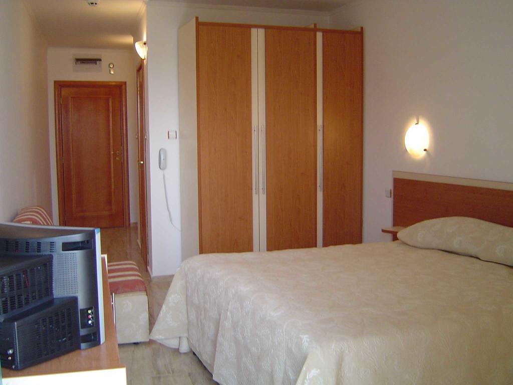 Колизеум 2 Aparthotel Слънчев бряг Стая снимка