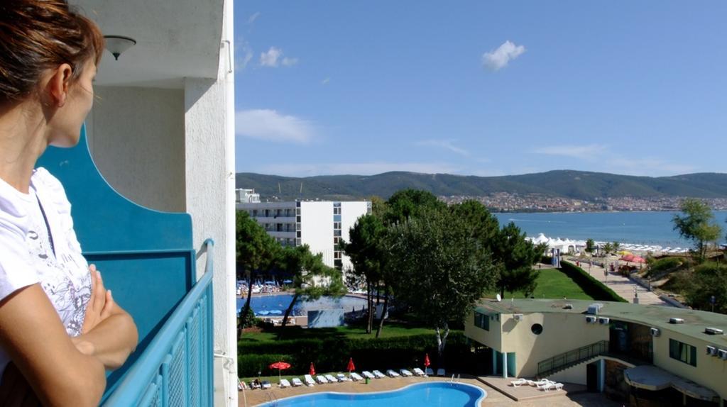 Колизеум 2 Aparthotel Слънчев бряг Екстериор снимка